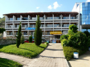  Family Hotel Balchik  Балчик